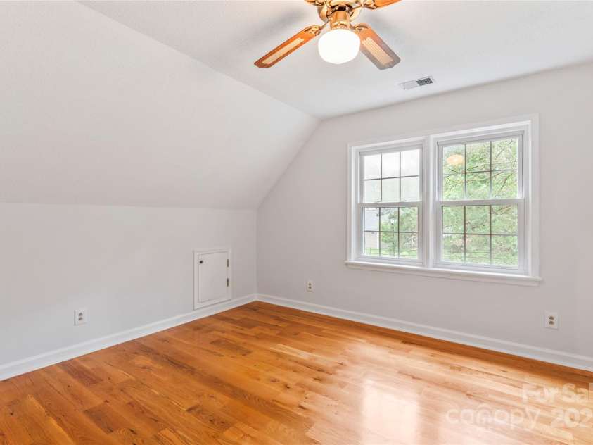5812 Chapel Creek Court, Charlotte, NC 28226.  MLS# CAR4293995, YatesRealty ID 33915. Bedroom #4 on upper floor