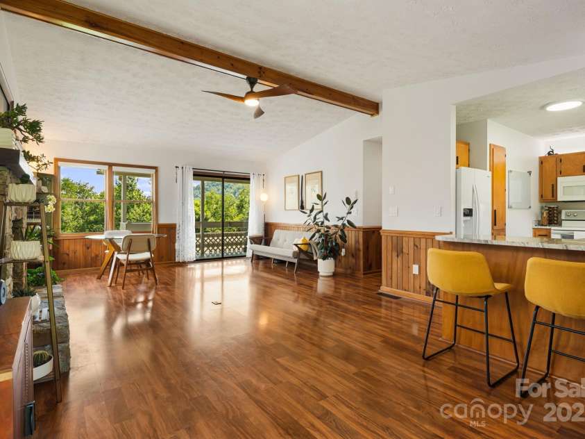 80 Sapphire Lane, Maggie Valley, NC 28751.  MLS# CAR4294569, YatesRealty ID 33916. 