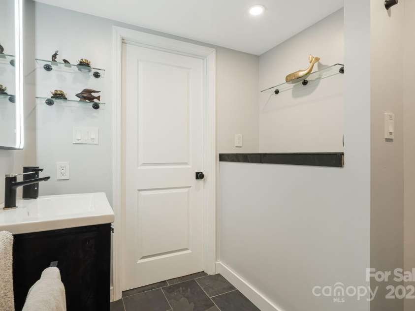 80 Sapphire Lane, Maggie Valley, NC 28751.  MLS# CAR4294569, YatesRealty ID 33916. 