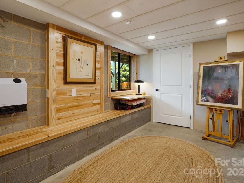 80 Sapphire Lane, Maggie Valley, NC 28751.  MLS# CAR4294569, YatesRealty ID 33916. 