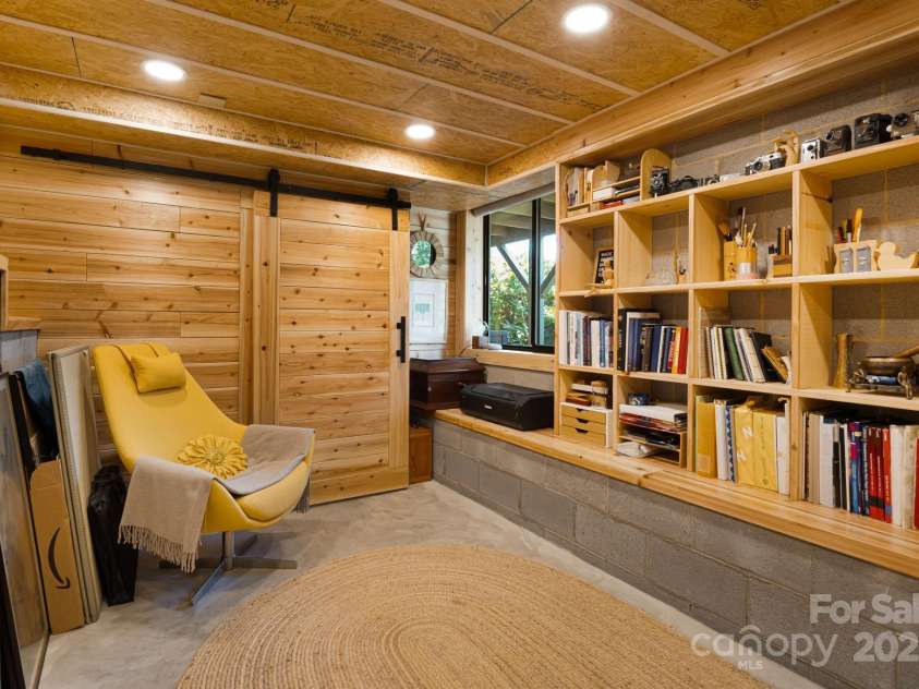 80 Sapphire Lane, Maggie Valley, NC 28751.  MLS# CAR4294569, YatesRealty ID 33916. 