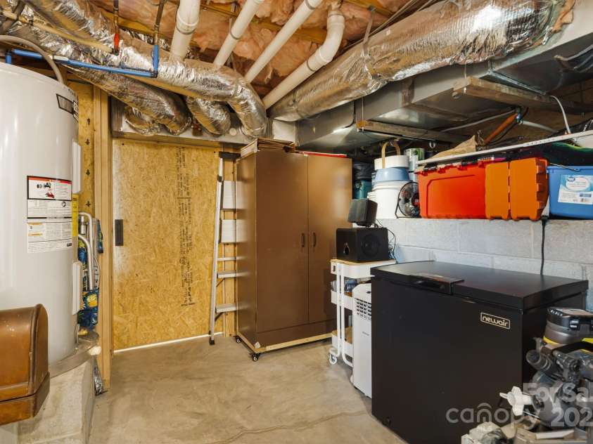 80 Sapphire Lane, Maggie Valley, NC 28751.  MLS# CAR4294569, YatesRealty ID 33916. 