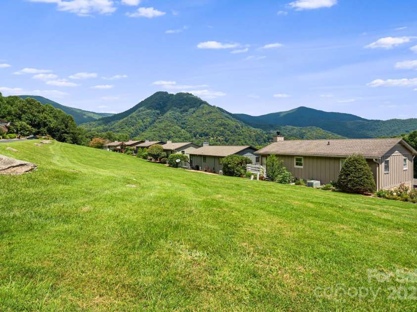 80 Sapphire Lane, Maggie Valley, NC 28751.  MLS# CAR4294569, YatesRealty ID 33916. 