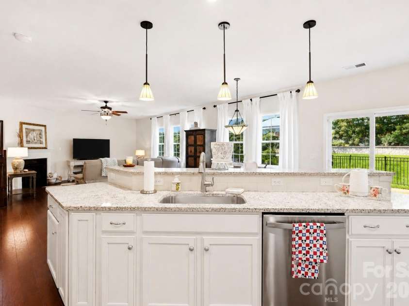 2018 Killian Creek Drive, Denver, NC 28037.  MLS# CAR4395233, YatesRealty ID 33917. 