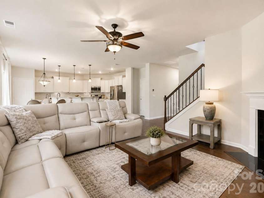 2018 Killian Creek Drive, Denver, NC 28037.  MLS# CAR4395233, YatesRealty ID 33917. 