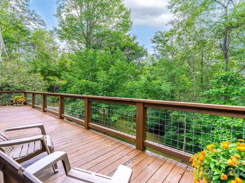55 Lake Drive, Fairview, NC 28730.  MLS# CAR4272386, YatesRealty ID 33918. 