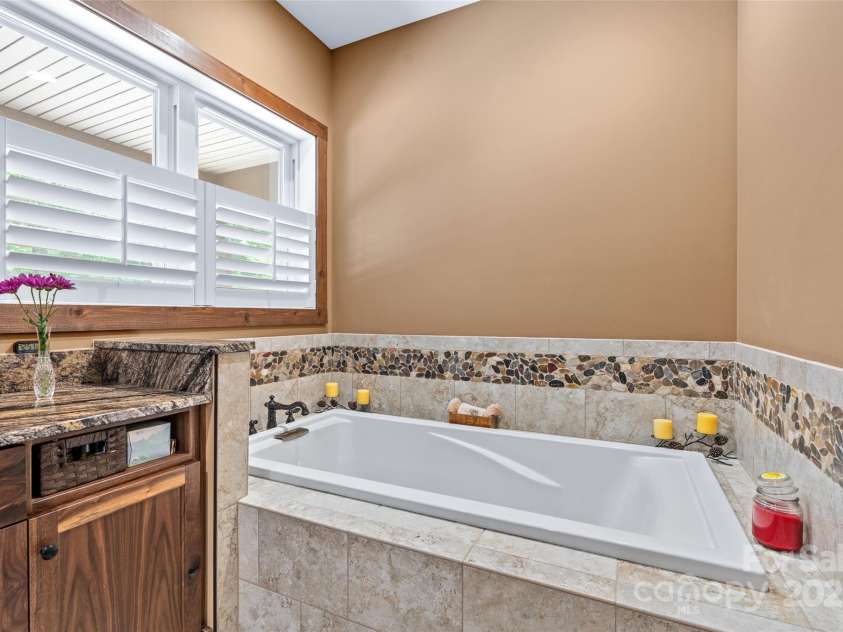 55 Lake Drive, Fairview, NC 28730.  MLS# CAR4272386, YatesRealty ID 33918. 