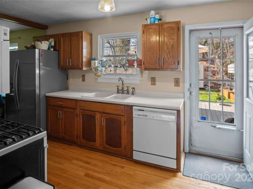 121 Upward Acres Street, East Flat Rock, NC 28726.  MLS# CAR4239704, YatesRealty ID 3392. 