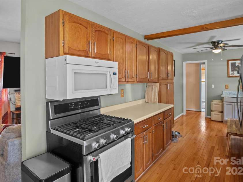 121 Upward Acres Street, East Flat Rock, NC 28726.  MLS# CAR4239704, YatesRealty ID 3392. 