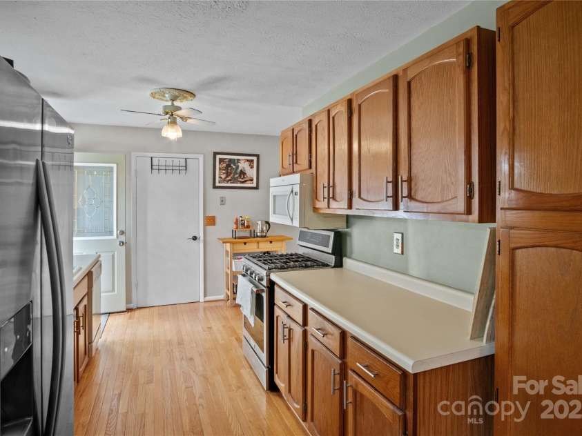 121 Upward Acres Street, East Flat Rock, NC 28726.  MLS# CAR4239704, YatesRealty ID 3392. 
