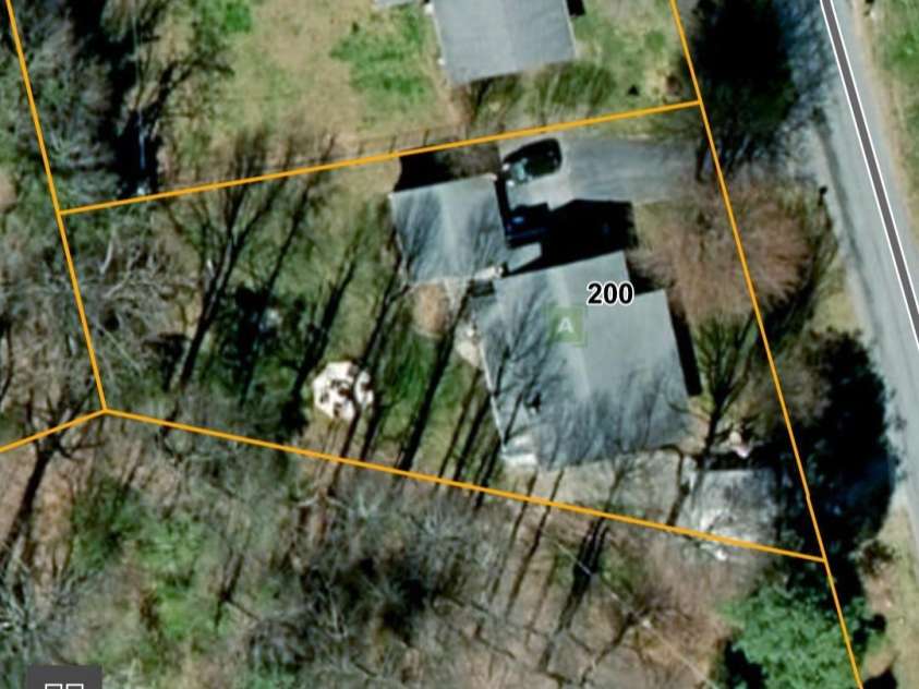 121 Upward Acres Street, East Flat Rock, NC 28726.  MLS# CAR4239704, YatesRealty ID 3392. 
