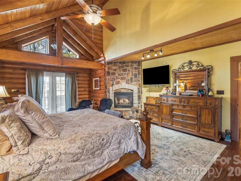 143 Nature Walk Drive, Marion, NC 28752.  MLS# CAR4334363, YatesRealty ID 3392. 