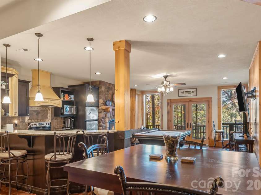 143 Nature Walk Drive, Marion, NC 28752.  MLS# CAR4334363, YatesRealty ID 3392. 