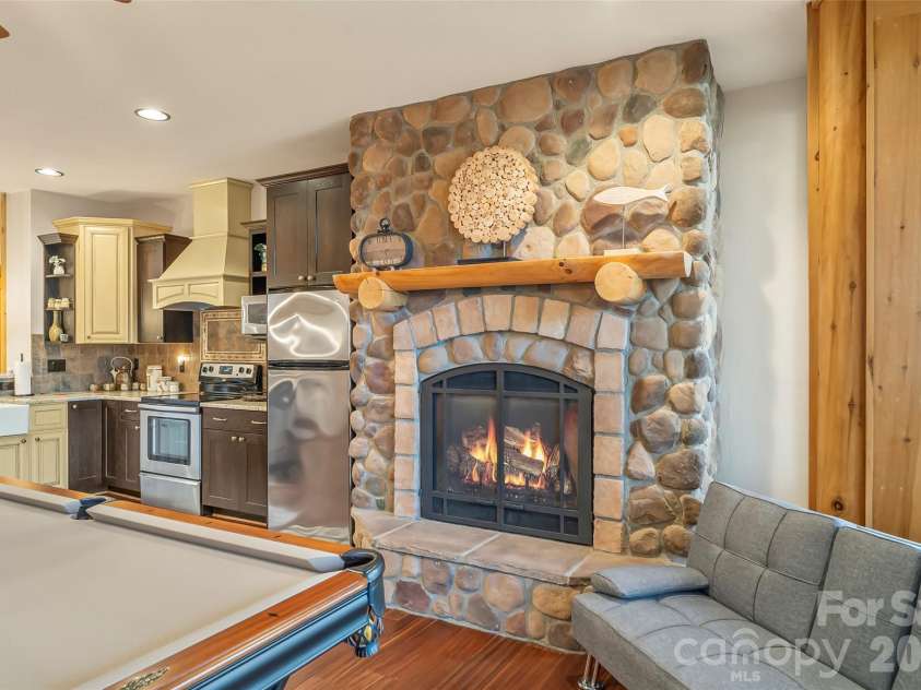 143 Nature Walk Drive, Marion, NC 28752.  MLS# CAR4334363, YatesRealty ID 3392. 