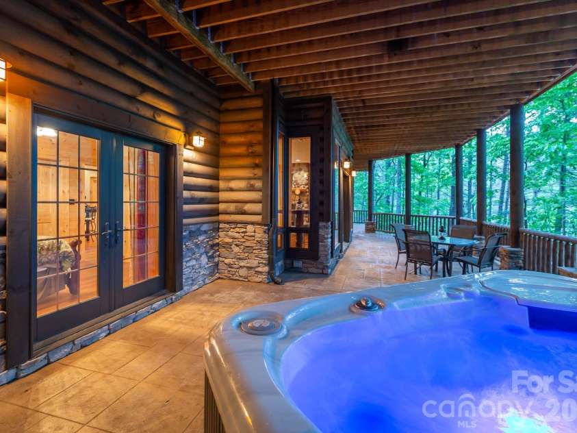 143 Nature Walk Drive, Marion, NC 28752.  MLS# CAR4334363, YatesRealty ID 3392. 
