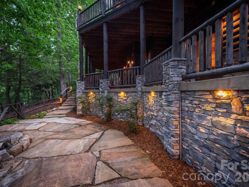143 Nature Walk Drive, Marion, NC 28752.  MLS# CAR4334363, YatesRealty ID 3392. 