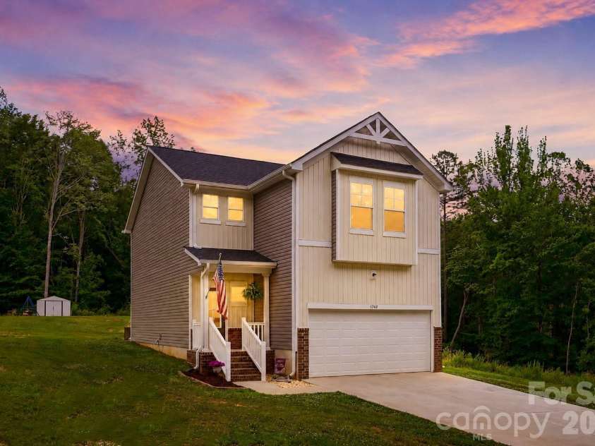 174 Panther Creek Road, Troutman, NC 28166.  MLS# CAR4394389, YatesRealty ID 33920. 