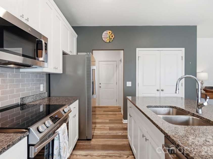 174 Panther Creek Road, Troutman, NC 28166.  MLS# CAR4394389, YatesRealty ID 33920. 