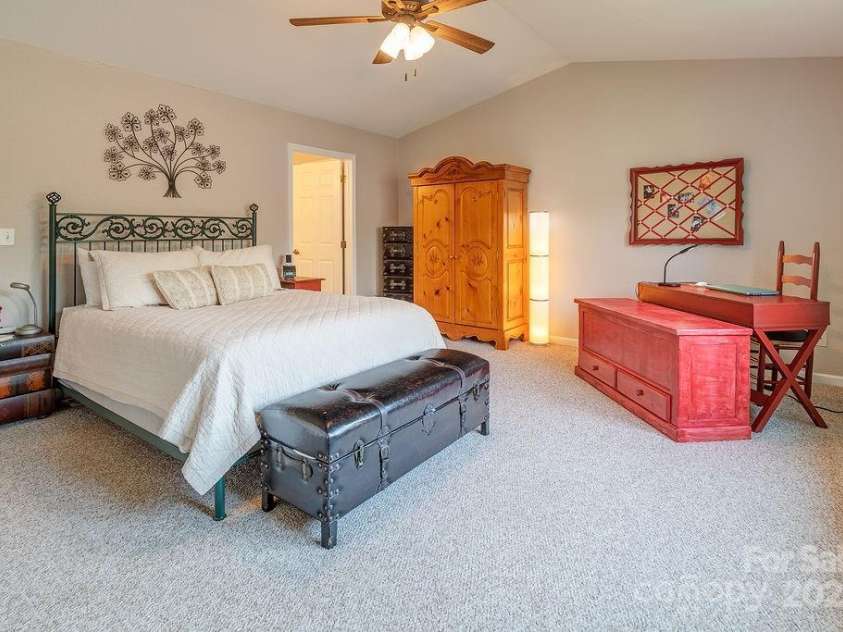 433 Kyfields Drive, Weaverville, NC 28787.  MLS# CAR4273875, YatesRealty ID 33920. 
