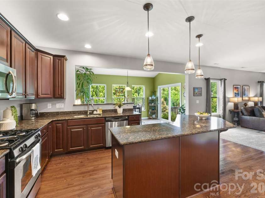 779 Somerton Drive, Fort Mill, SC 29715.  MLS# CAR4392802, YatesRealty ID 33921. 