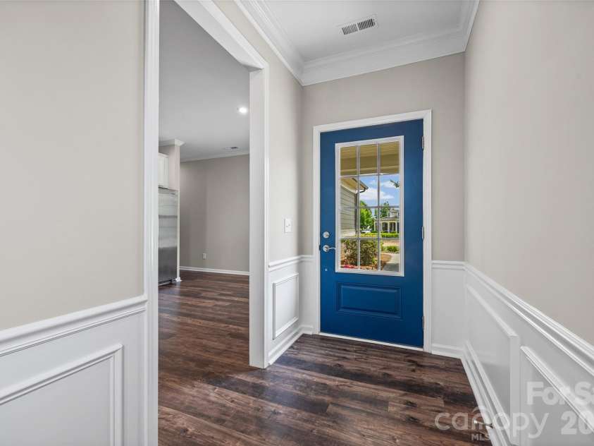 954 Sunrise Lane, Fort Mill, SC 29715.  MLS# CAR4393538, YatesRealty ID 33922. 