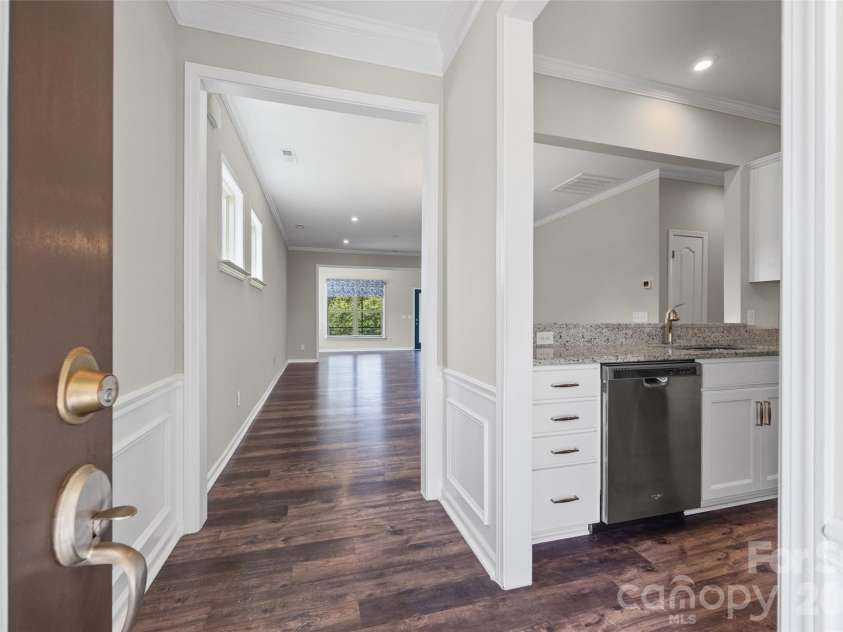 954 Sunrise Lane, Fort Mill, SC 29715.  MLS# CAR4393538, YatesRealty ID 33922. 