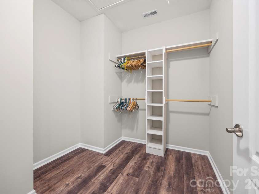 954 Sunrise Lane, Fort Mill, SC 29715.  MLS# CAR4393538, YatesRealty ID 33922. 