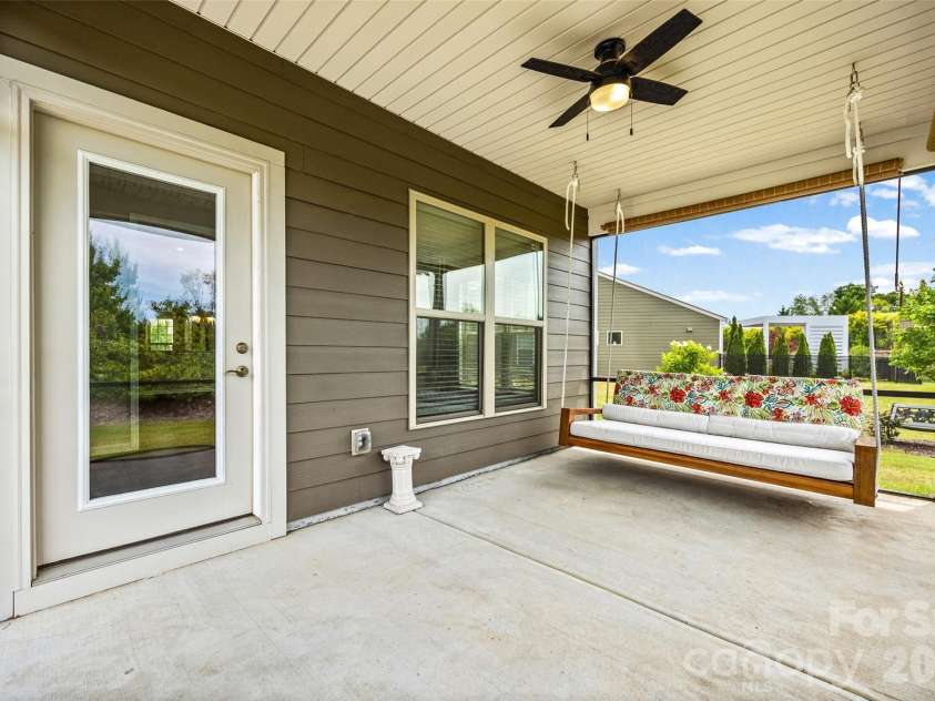 954 Sunrise Lane, Fort Mill, SC 29715.  MLS# CAR4393538, YatesRealty ID 33922. 