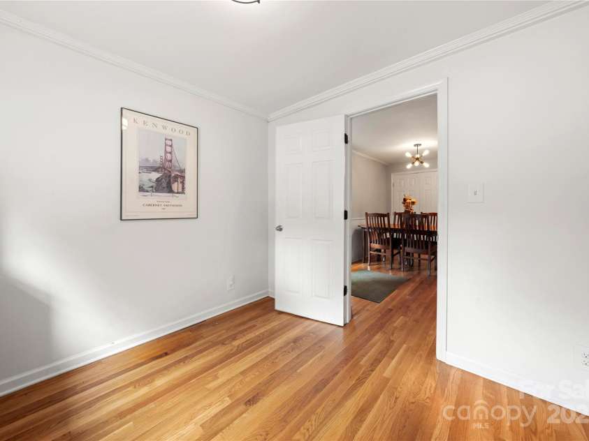 3725 Sudbury Road, Charlotte, NC 28205.  MLS# CAR4289202, YatesRealty ID 33923. Bonus Room / Office