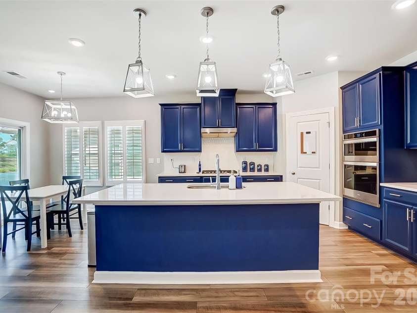 9380 Dunwich Drive, Gastonia, NC 28056.  MLS# CAR4362123, YatesRealty ID 33924. 