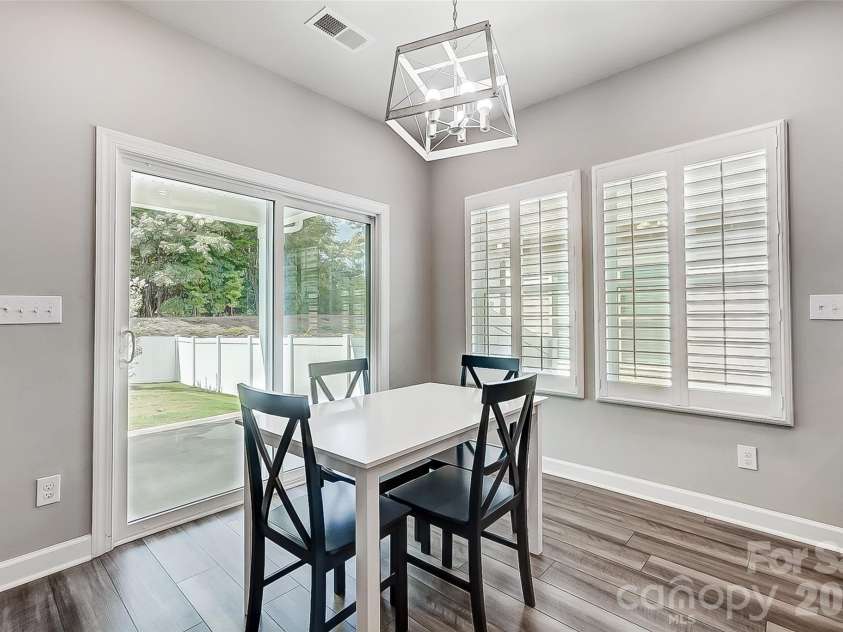 9380 Dunwich Drive, Gastonia, NC 28056.  MLS# CAR4362123, YatesRealty ID 33924. 