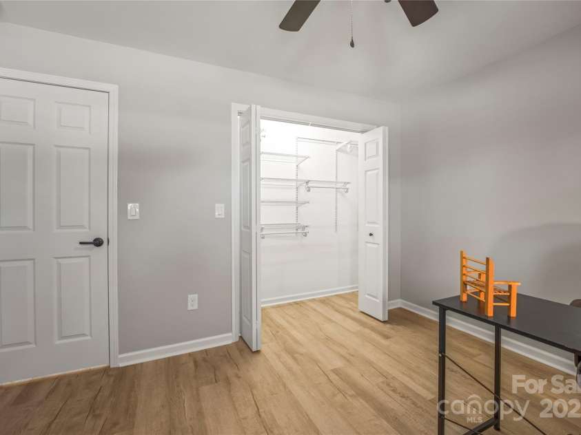 107 Poplar Street, Stanley, NC 28164.  MLS# CAR4246663, YatesRealty ID 33926. 