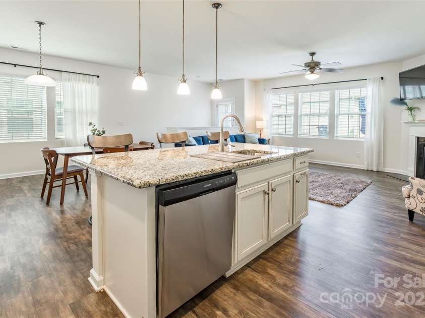 10922 Zac Hill Road, Davidson, NC 28036.  MLS# CAR4293350, YatesRealty ID 33927. 