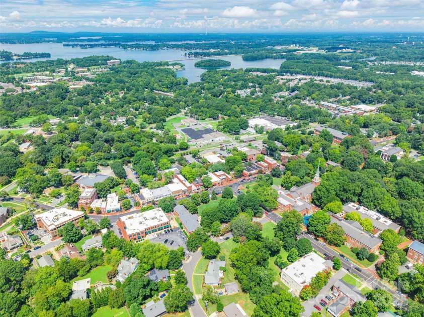 10922 Zac Hill Road, Davidson, NC 28036.  MLS# CAR4293350, YatesRealty ID 33927. 