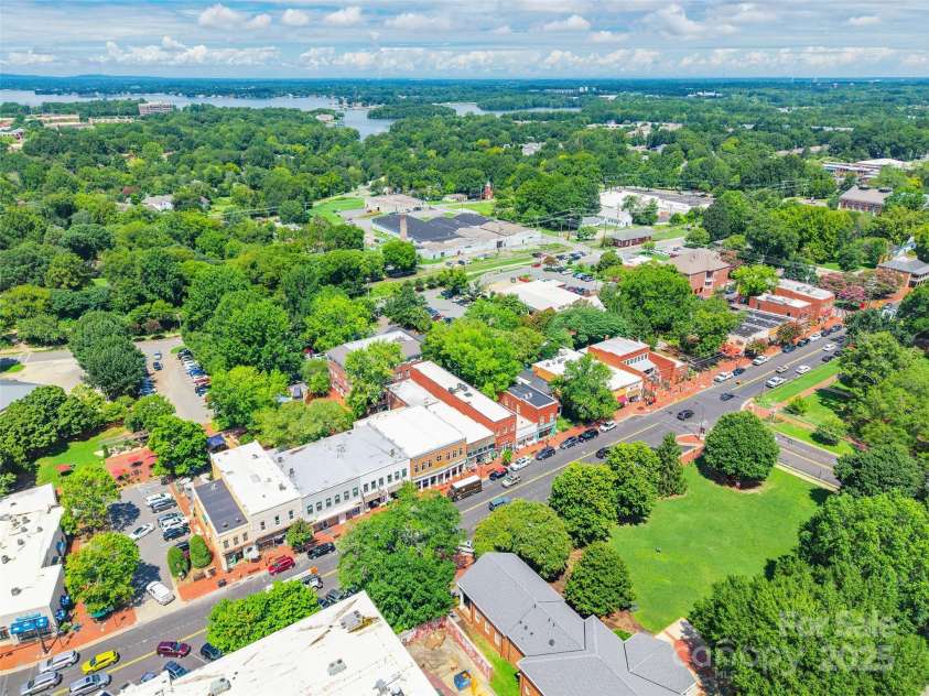 10922 Zac Hill Road, Davidson, NC 28036.  MLS# CAR4293350, YatesRealty ID 33927. 