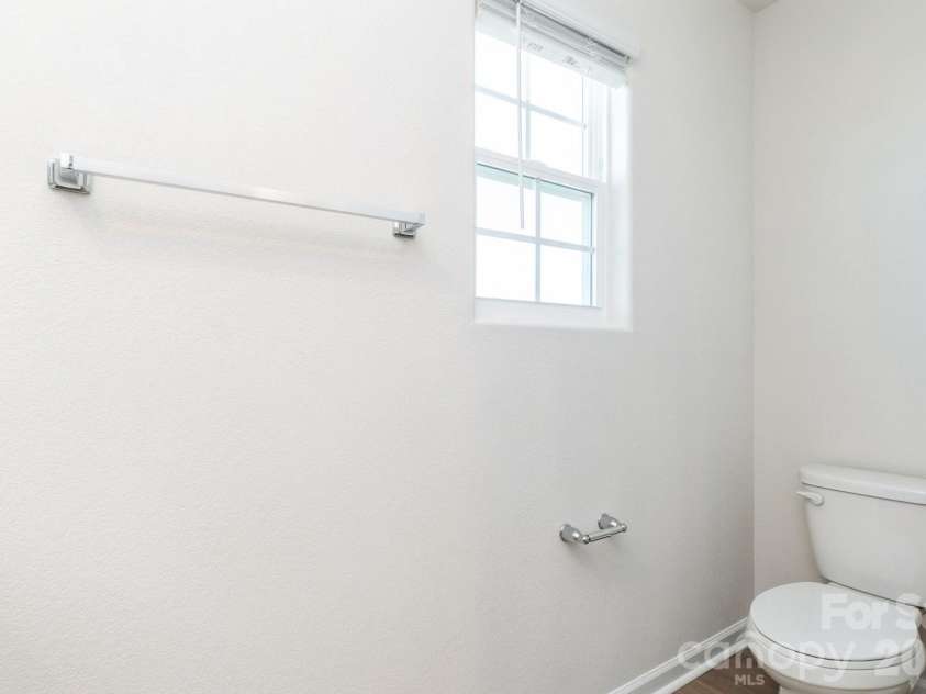 6248 Lowe Lane, Charlotte, NC 28214.  MLS# CAR4394417, YatesRealty ID 33927. 
