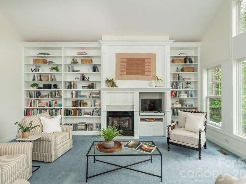 719 Deerlake Road, Brevard, NC 28712.  MLS# CAR4392364, YatesRealty ID 33928. 