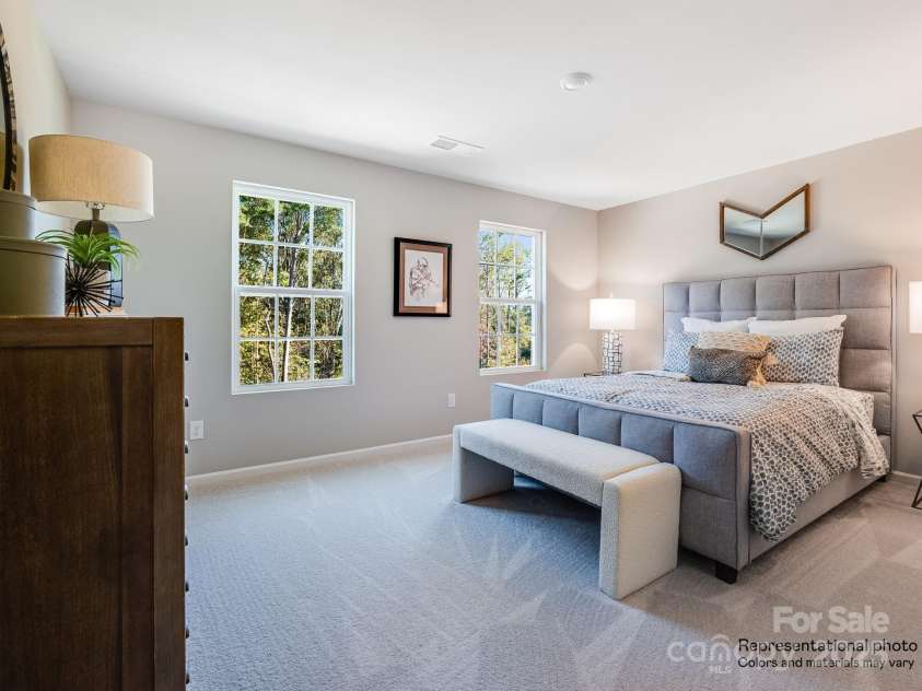 1724 Little York Circle, Edgemoor, SC 29712.  MLS# CAR4289800, YatesRealty ID 33929. Owners Suite