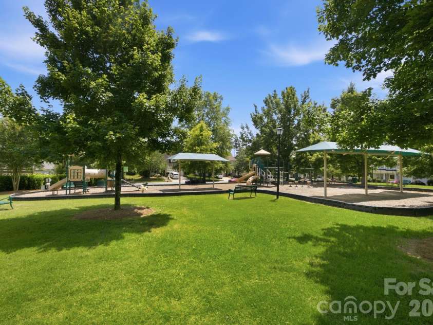 9511 Long Hill Drive, Charlotte, NC 28214.  MLS# CAR4393341, YatesRealty ID 33930. Multiple playgrounds in the community