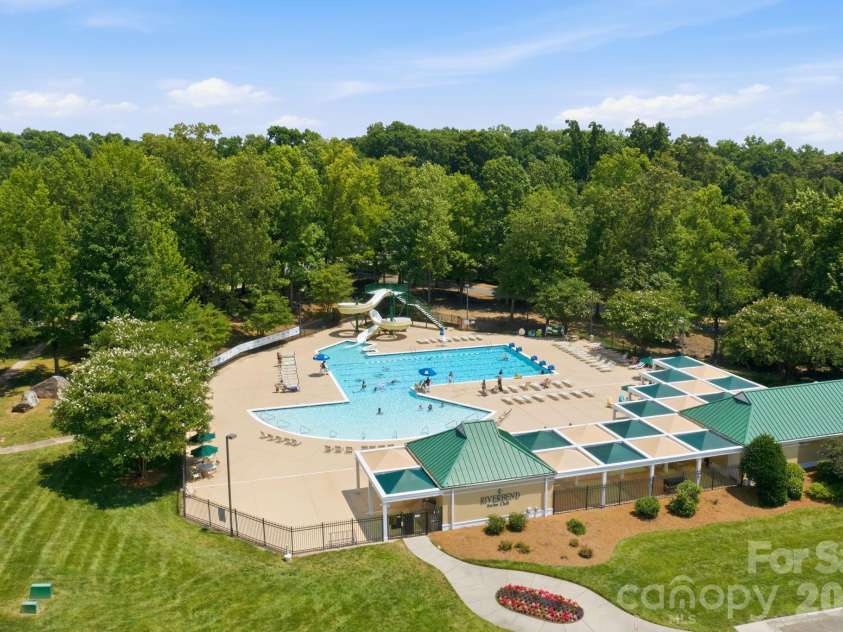 9511 Long Hill Drive, Charlotte, NC 28214.  MLS# CAR4393341, YatesRealty ID 33930. Resort style pool