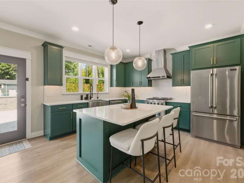 1222 Gaston Street, Charlotte, NC 28208.  MLS# CAR4394065, YatesRealty ID 33932. 
