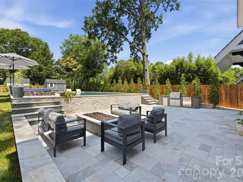 1222 Gaston Street, Charlotte, NC 28208.  MLS# CAR4394065, YatesRealty ID 33932. 