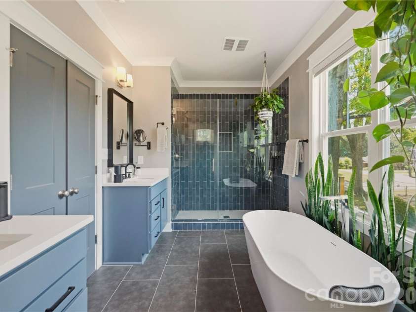1222 Gaston Street, Charlotte, NC 28208.  MLS# CAR4394065, YatesRealty ID 33932. Primary bathroom
