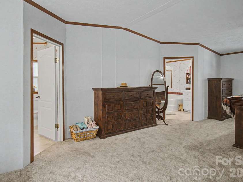 22 Sweet Briar Path Way, Hendersonville, NC 28792.  MLS# CAR4396421, YatesRealty ID 33933. Main bedroom