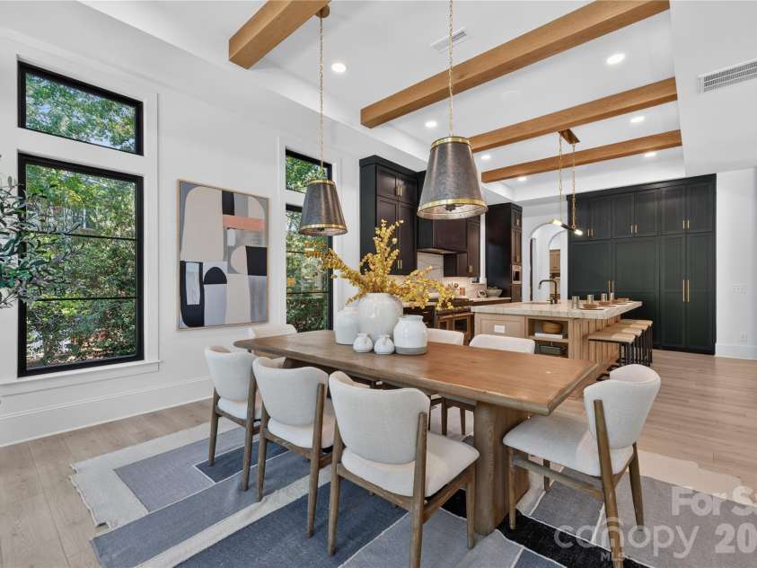 5555 Fairview Road, Charlotte, NC 28209.  MLS# CAR4398045, YatesRealty ID 33935. 