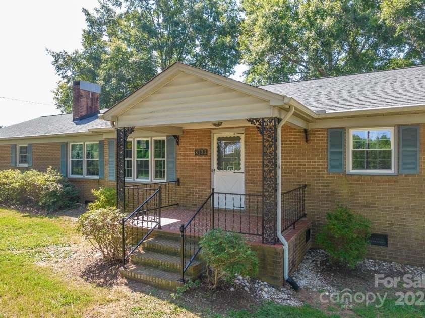 8233 NC 10 Highway, Vale, NC 28168.  MLS# CAR4286302, YatesRealty ID 33935. 