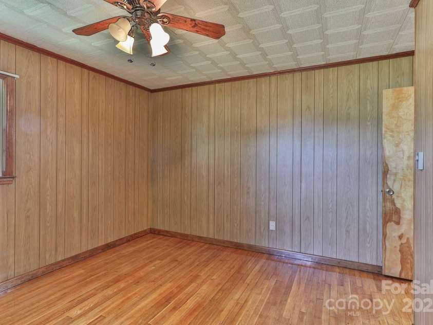 8233 NC 10 Highway, Vale, NC 28168.  MLS# CAR4286302, YatesRealty ID 33935. 