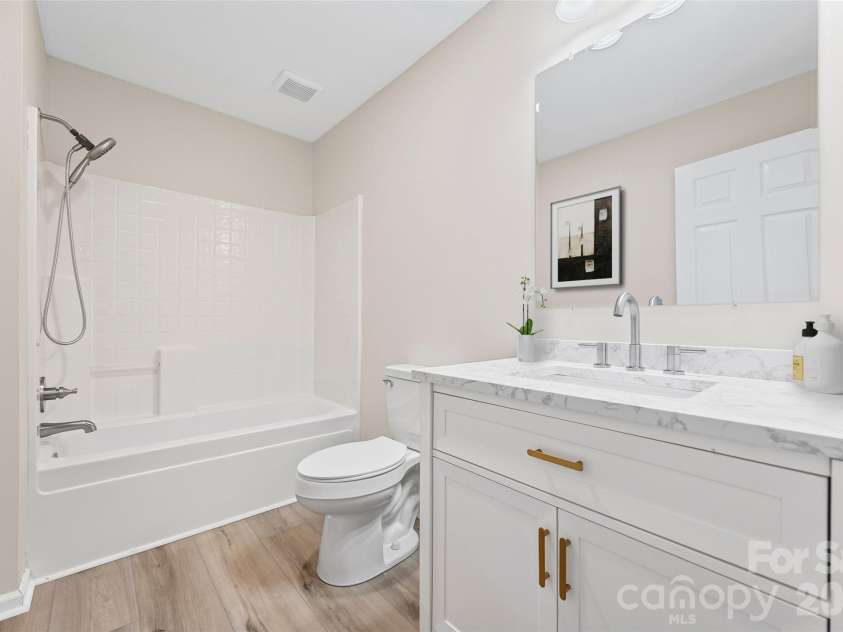 3429 Thoroughbred Lane, York, SC 29745.  MLS# CAR4393214, YatesRealty ID 33936. 