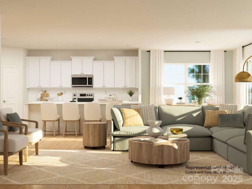 6466 Fairfax Court, Maiden, NC 28650.  MLS# CAR4291198, YatesRealty ID 33936. Family Room