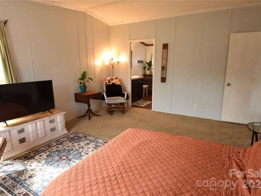 1007 Cabaniss Road, Shelby, NC 28150.  MLS# CAR4320328, YatesRealty ID 33937. 